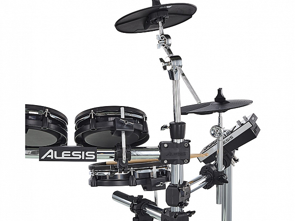 BATERIA ELETRONICA ALESIS COMMAND MESH