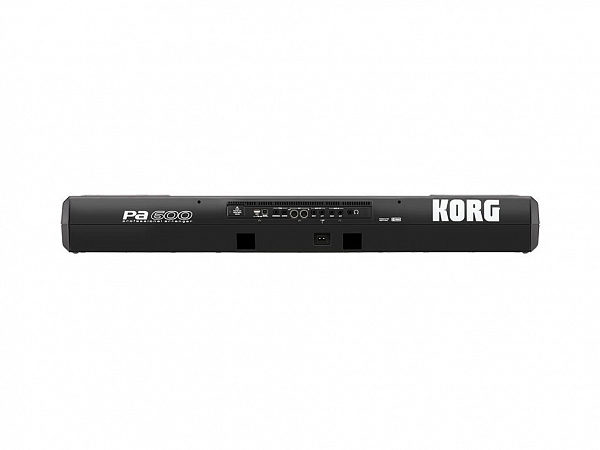 TECLADO KORG PA 600