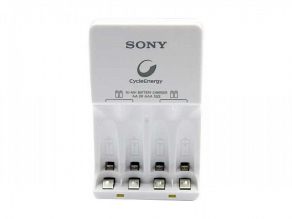 CARREGADOR SONY BCG-34HH4KGN AA/AAA C/ 4 PILHAS 2500mAh